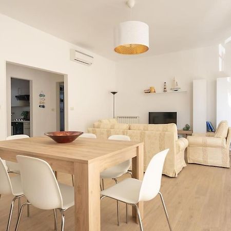 Appartamento Viareggio Centro エクステリア 写真