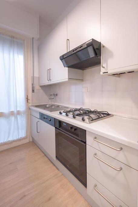 Appartamento Viareggio Centro エクステリア 写真